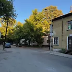 River Garden House